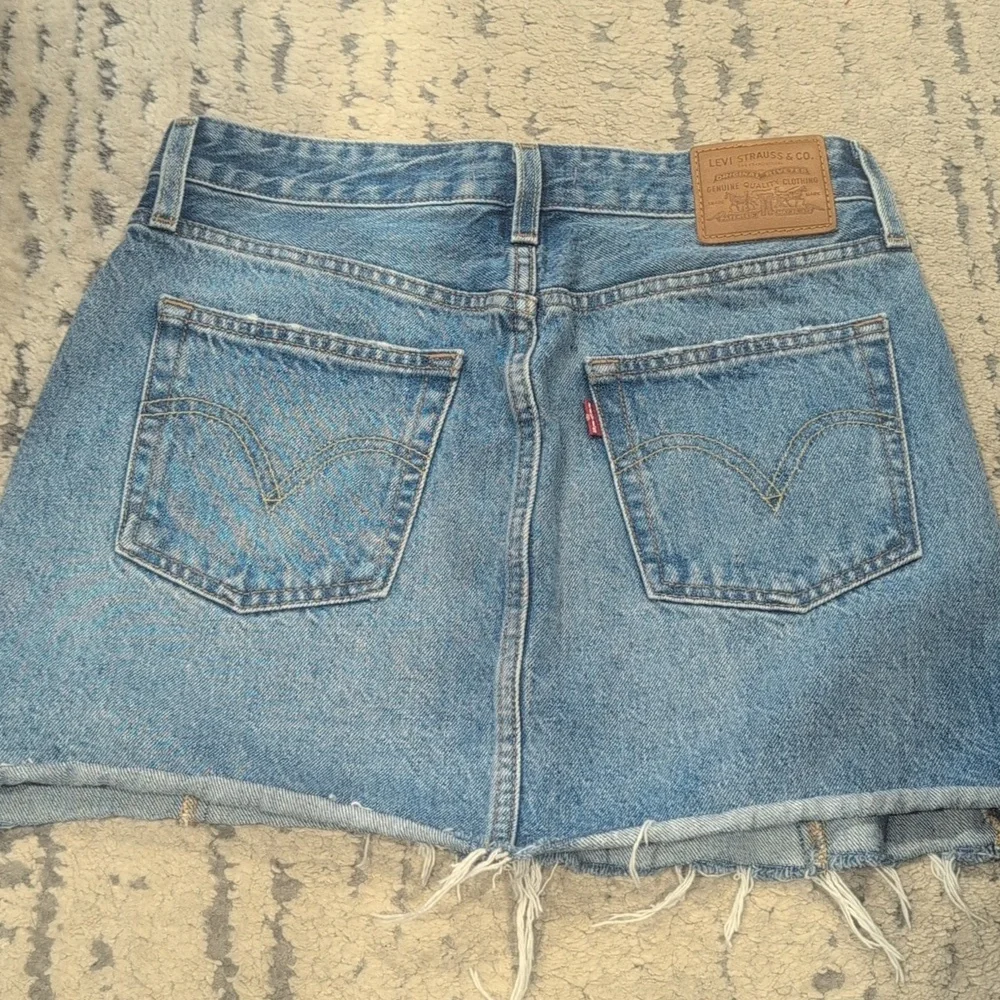 Levi's Icon Skirt Med Wash - Picture 3 of 6